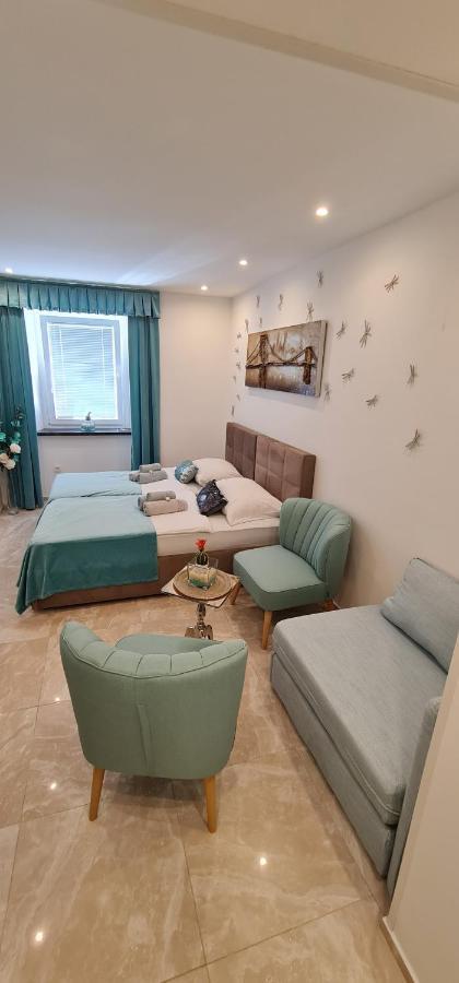 Love Nest Apartment ลูบลิยานา ภายนอก รูปภาพ
